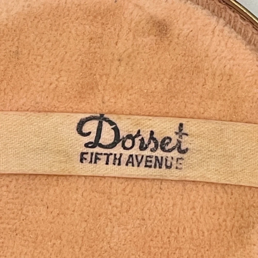 Dorset Fifth Avenue Engraved Design Vintage Powder Compact